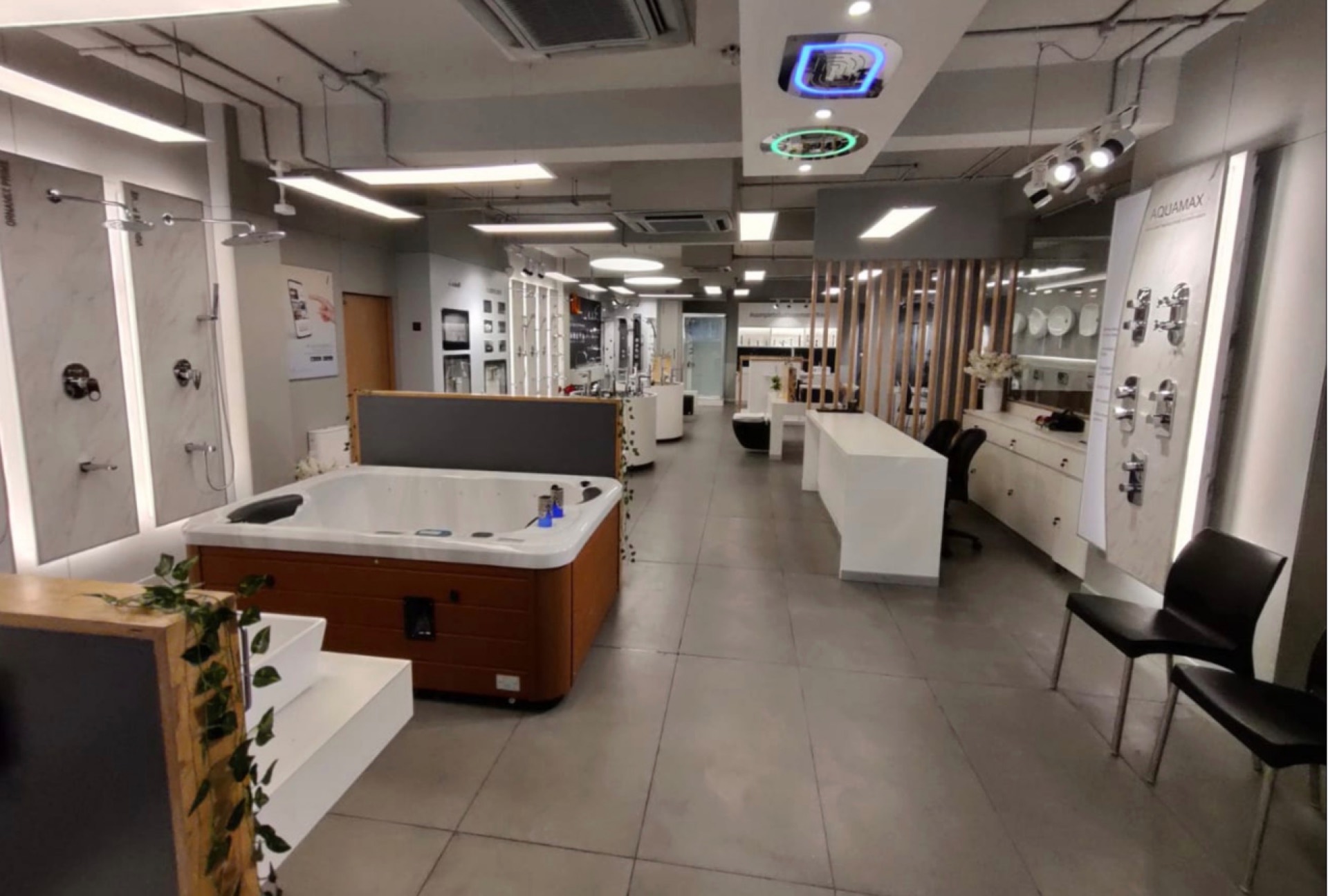 Rathi Sales Agencies bathroom showroom interior in Asilmetta, Visakhapatnam